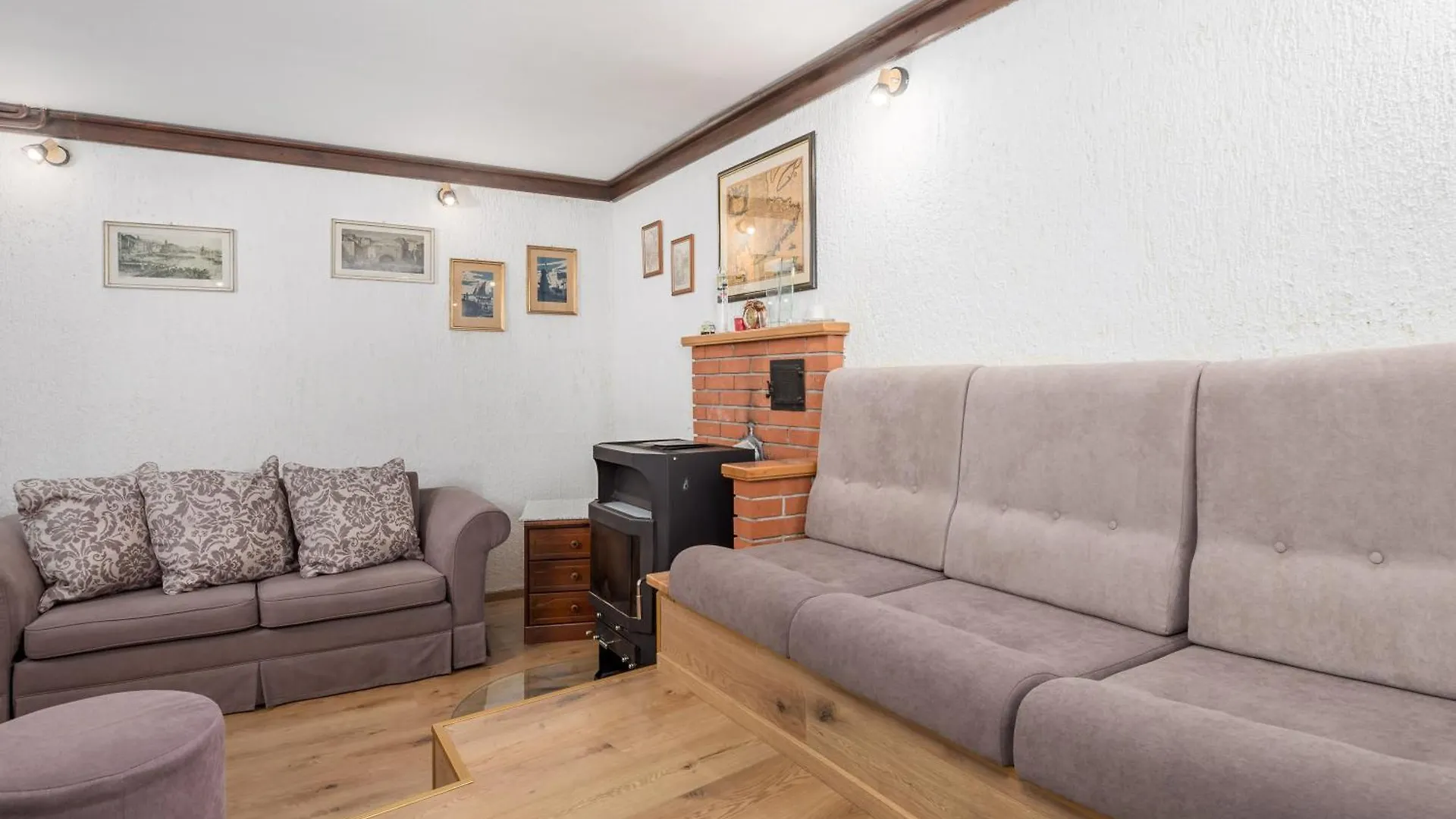 בית נופש Mošćenička Draga Ferienhaus Mit Grossem Garten Und Pool